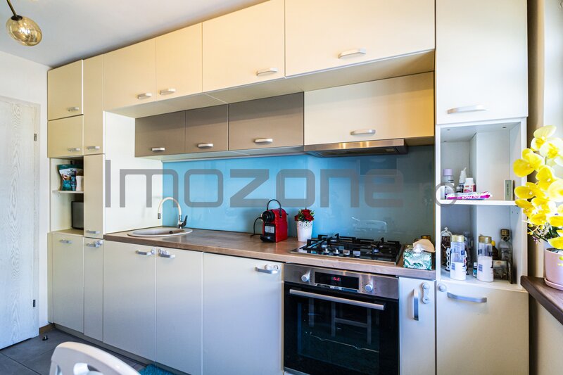 Lizeanu, 2 camere, bloc stradal reabilitat, mobilat, utilat complet, comision 0%